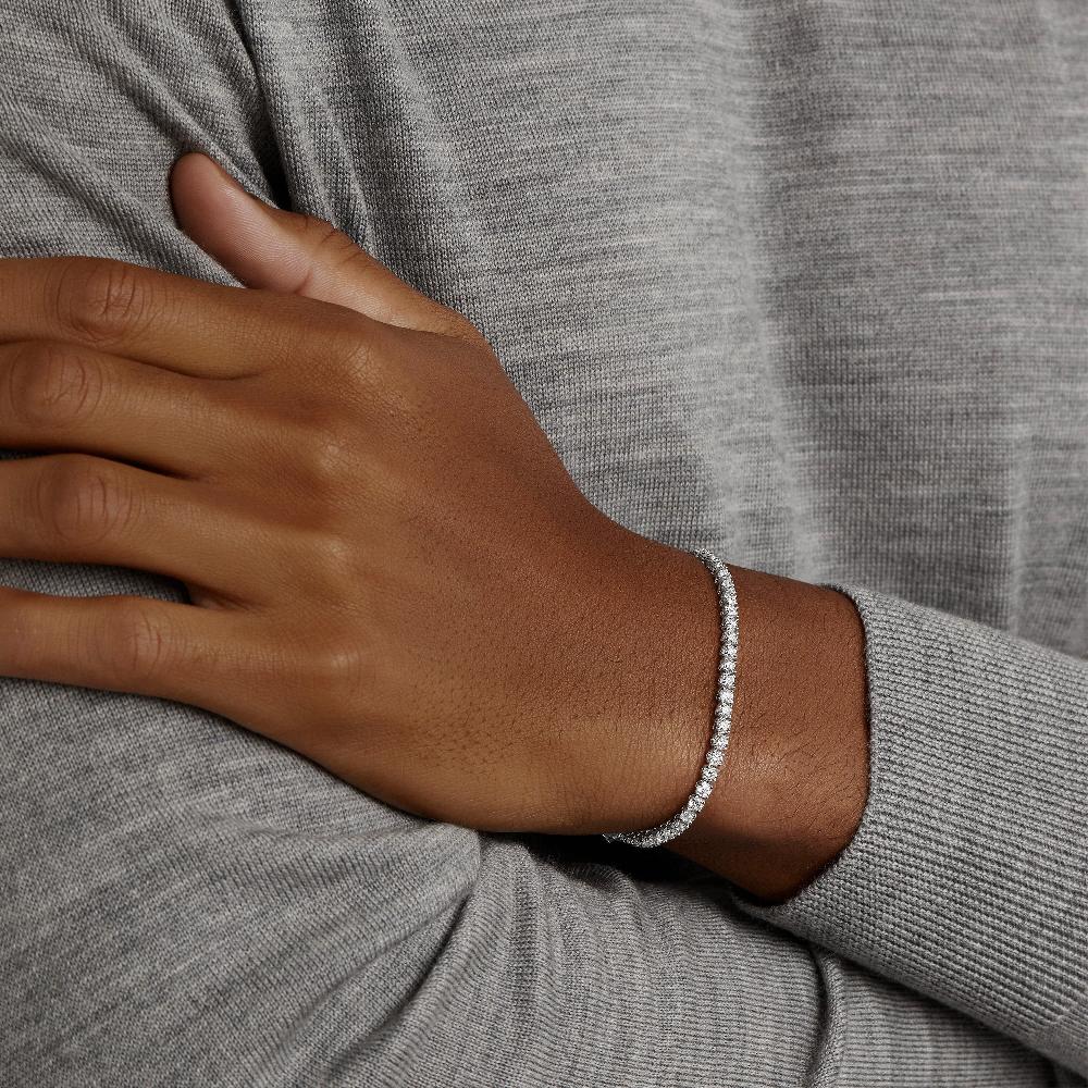 Graff Fragrances Round Diamond Slim Bracelet