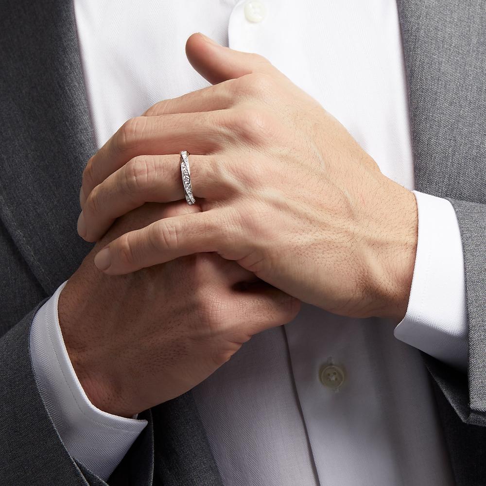 Graff Fragrances Spiral Pavé Diamond Band