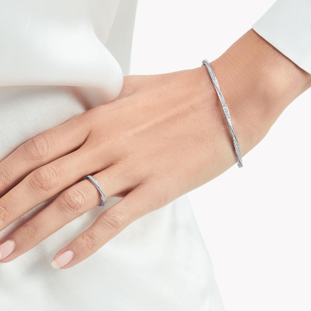 Graff Fragrances Spiral Pavé Diamond Band
