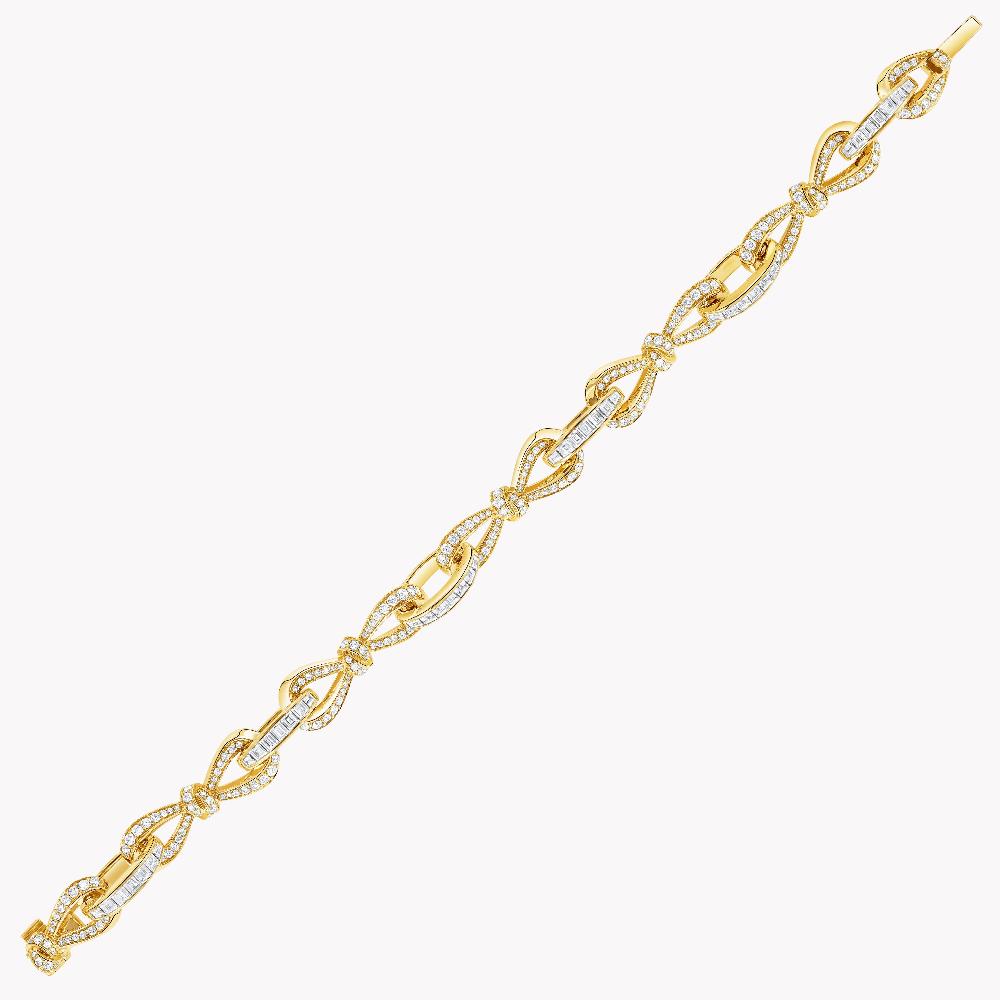 Graff Fragrances Tilda's Bow Diamond Link Bracelet