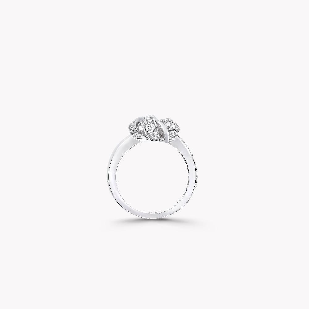 Graff Fragrances Tilda’s Bow Pavé Diamond Ring