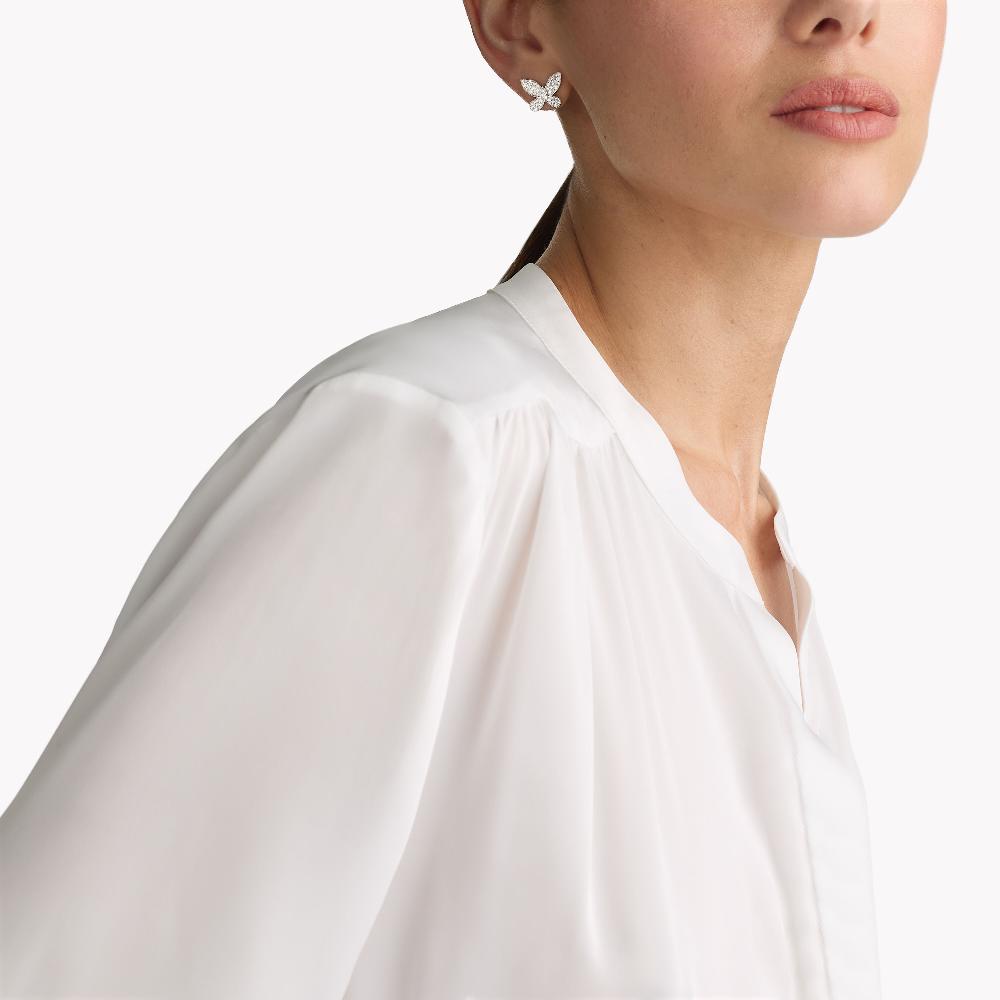 Graff Fragrances Pavé Butterfly Diamond Small Stud Earrings