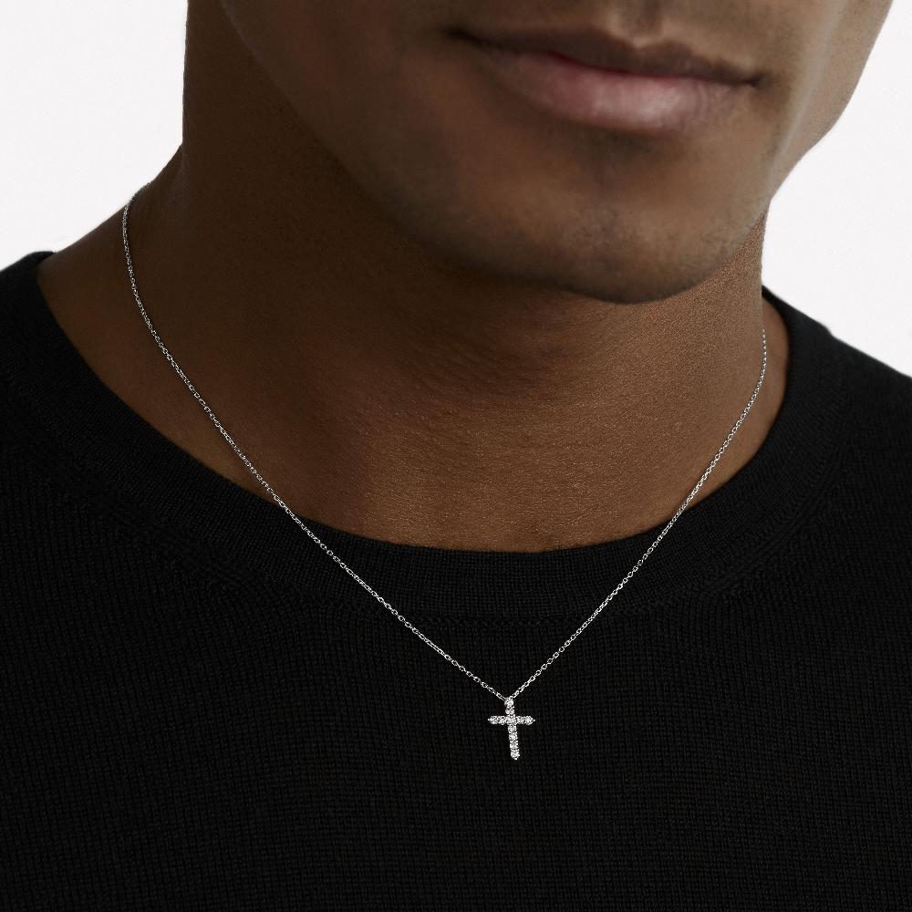 Graff Fragrances Round Diamond Cross Petite Pendant