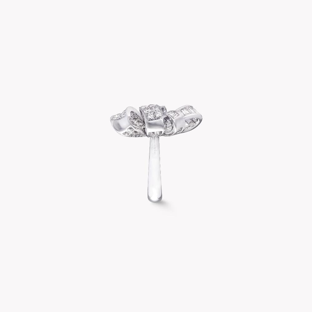 Graff Fragrances Tilda's Bow Double Knot Diamond Ring