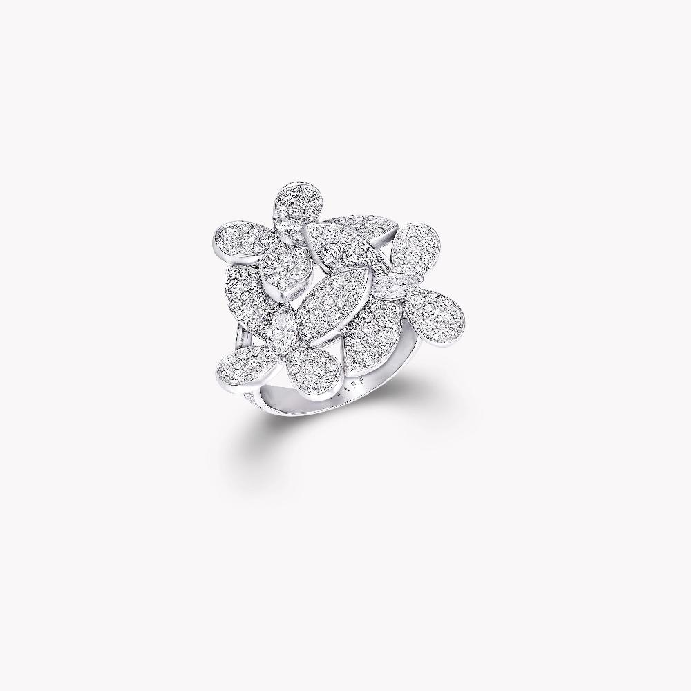 graff fragrances Triple Pavé Butterfly Diamond Small Ring