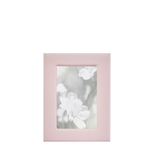 graphic image 4" x 6" Studio Frame