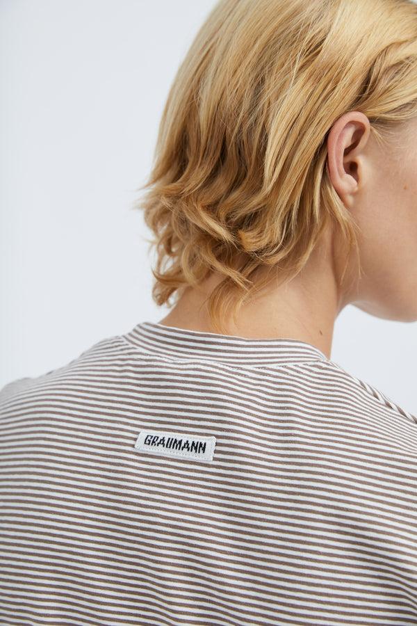 Graumann Smilla T-shirt In Camel Stripe