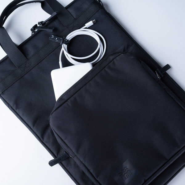 Gravel Laptop Case W/Pocket