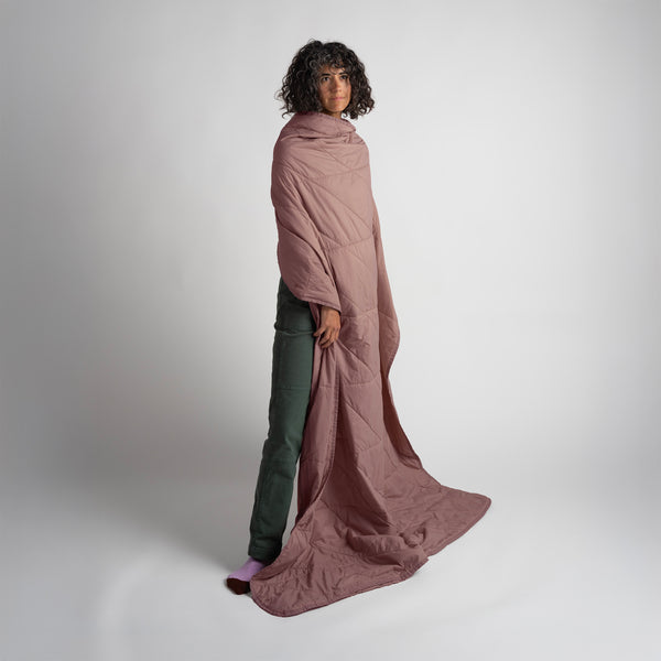 Gravel Layover™ XL Travel Blanket - Packable & Puffy | Quartz