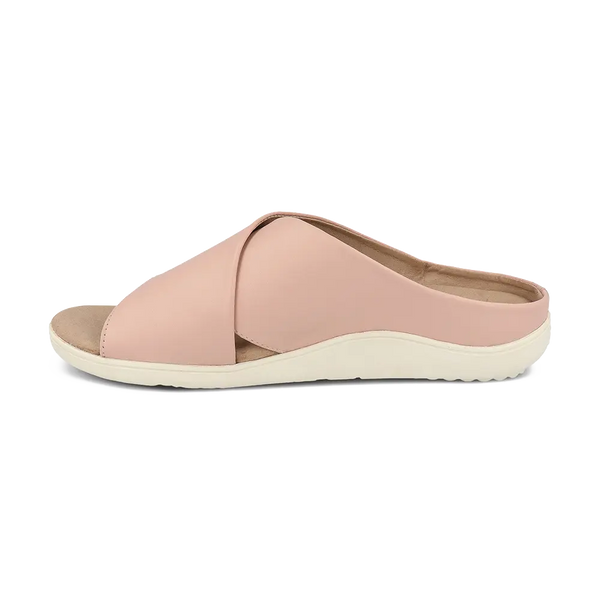 Gravity Defyer Women's Brown Veltal