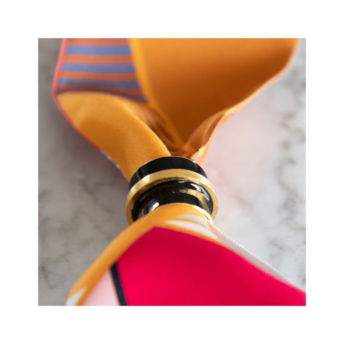 Grecian Chick Black Enamel