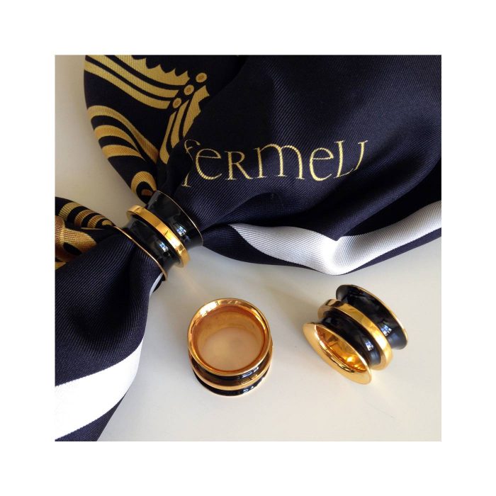 Grecian Chick Black Enamel