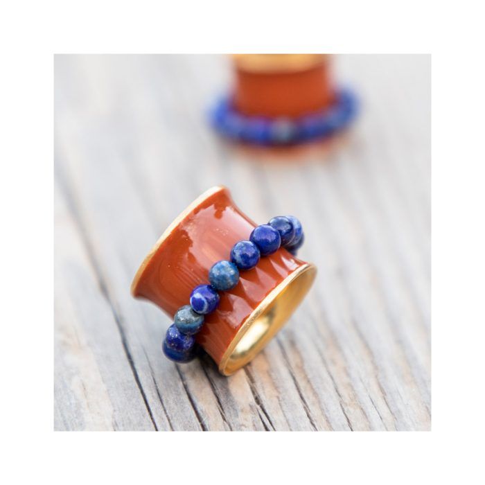 grecian chick camel enamel with lapis