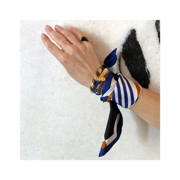 Grecian Chick Pocket Square | Grecian Tourism