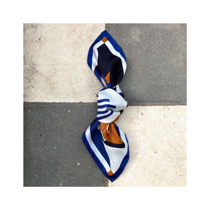 grecian chick pocket square | grecian tourism