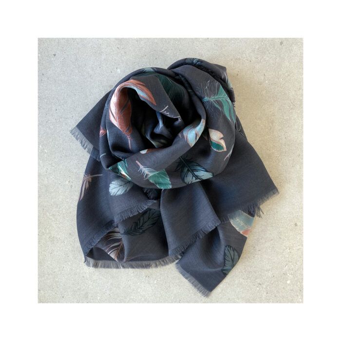 Grecian Chick Wool Scarf | Feathers – Grey