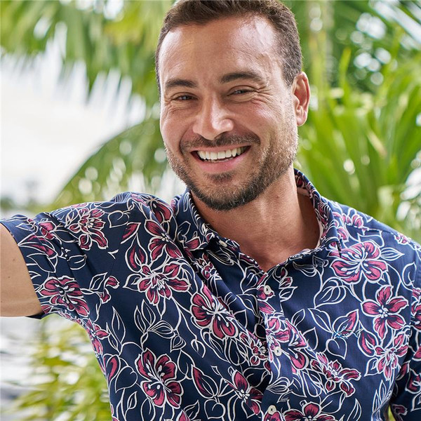 Greg Norman Tropical Floral Short-Sleeve Button Down