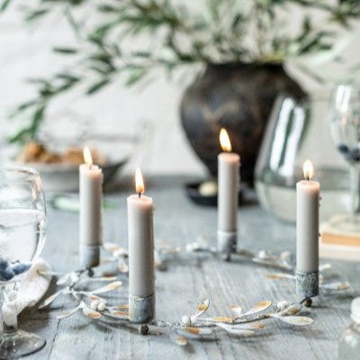 greige Aged Zinc Mistletoe Candle Wreath