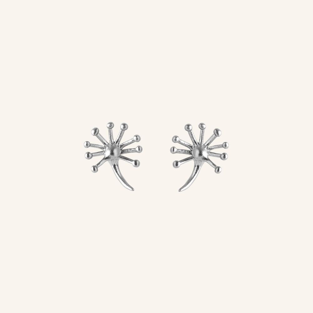 greige Dandelion Earsticks - Silver - Pernille Corydon