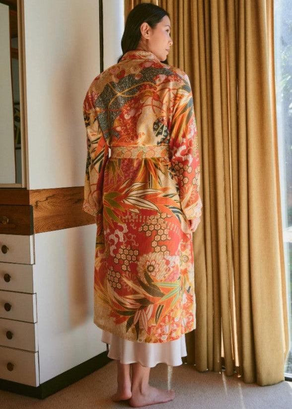 Greige Fans Scarlet Gown - One Hundred Stars