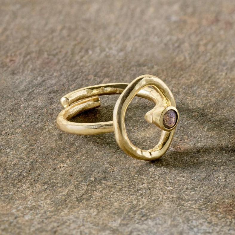 Greige Gold Plated Circle Labradorite Ring