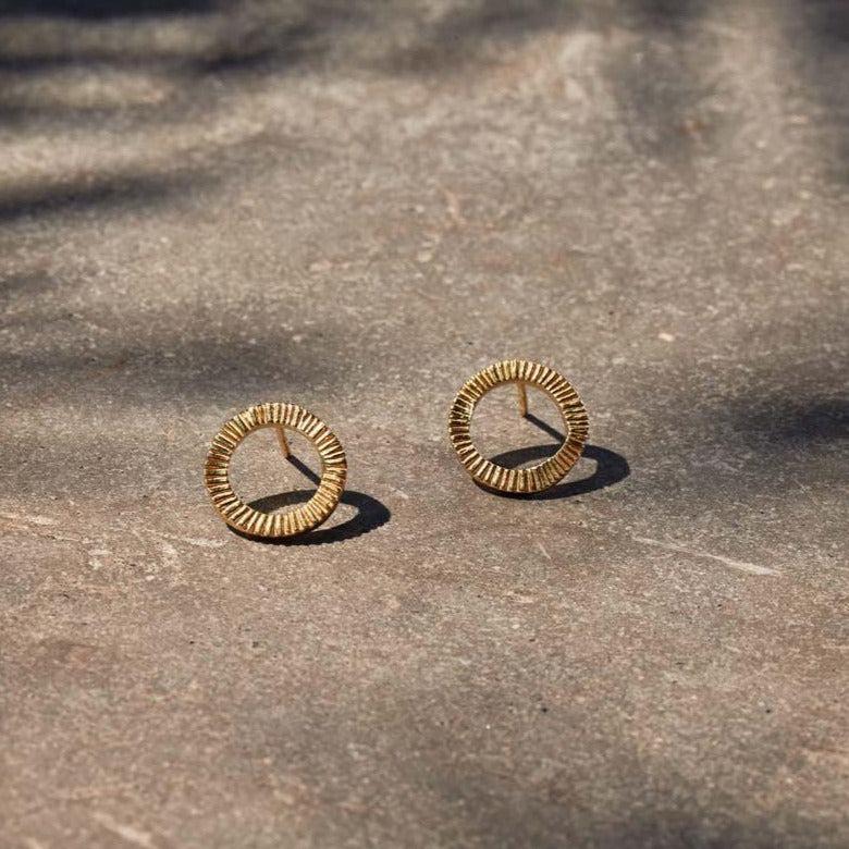 greige Gold Plated Etched Circle Stud Earrings