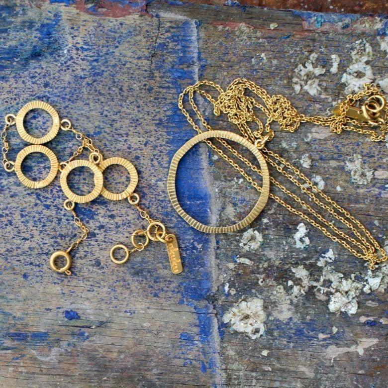 Greige Gold Plated Hammered Circle Necklace