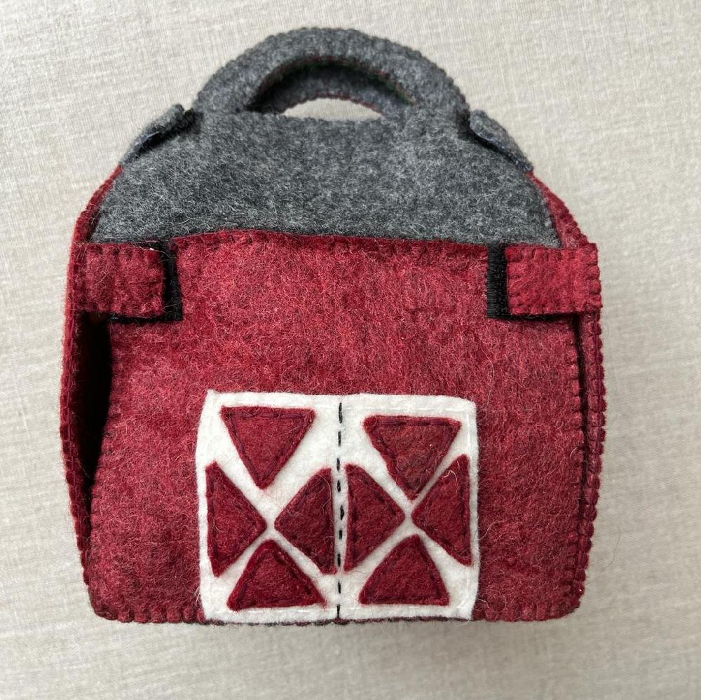 Greige Handmade Felt Farm Set - Fairtrade