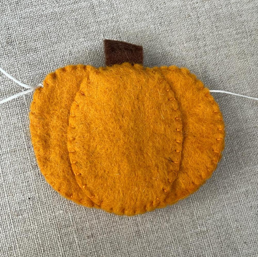 Greige Handmade Felt Pumpkin Garland - Fairtrade