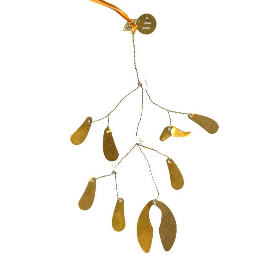 Greige Hanging Brass Mistletoe Spray