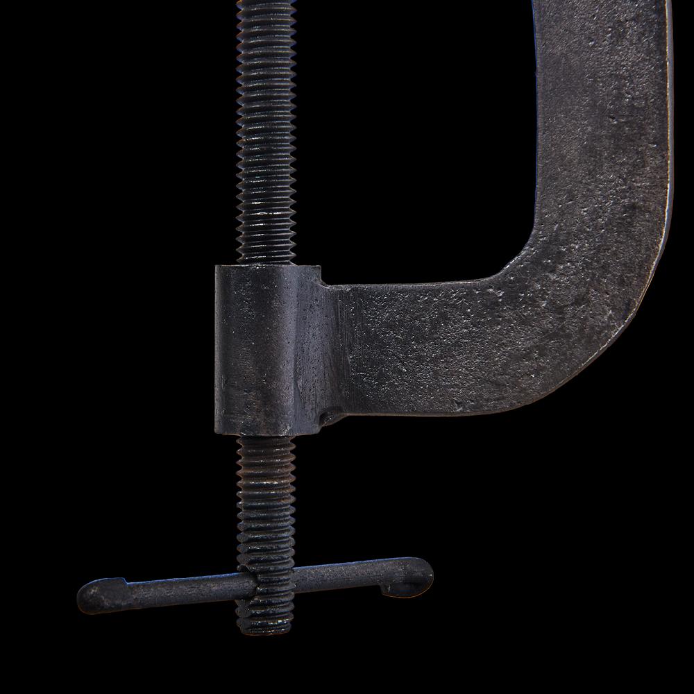 Greige Iron Clamp Candle Holder For Dinner Candle