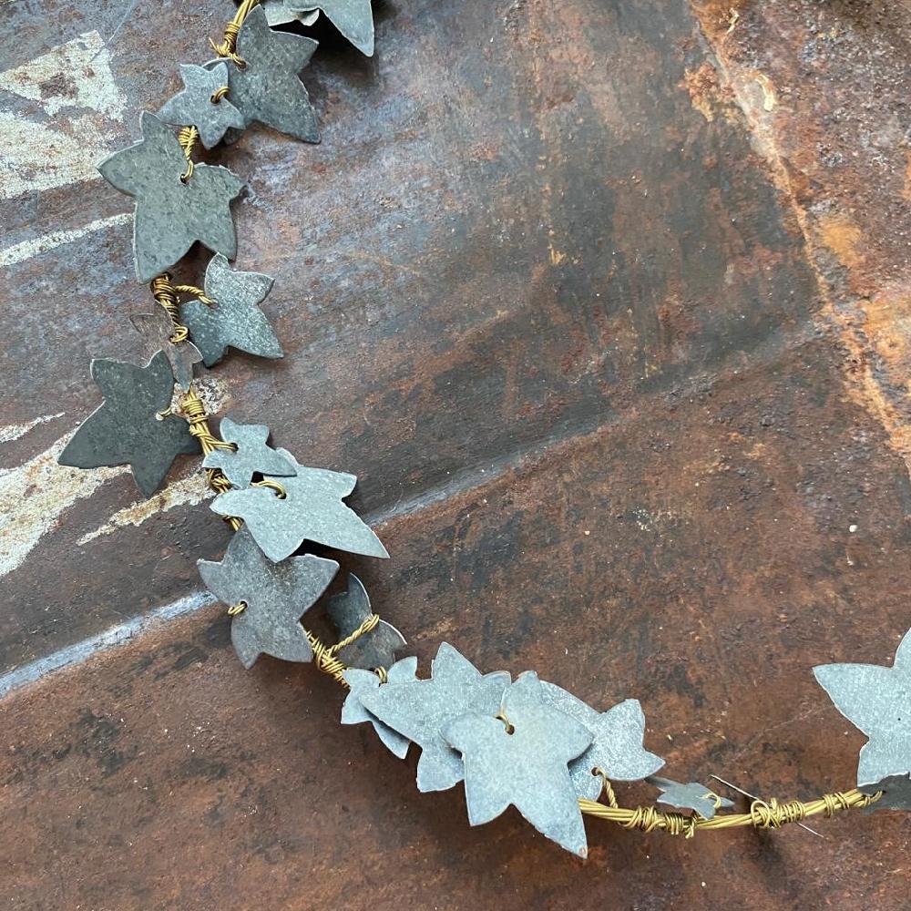 Greige Ivy Wreath Decoration - Walther & Co Denmark