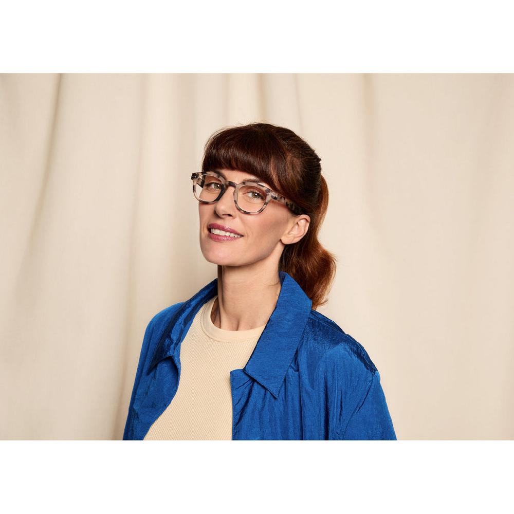 Greige Izipizi Reading Glasses - Style C - Tortoise