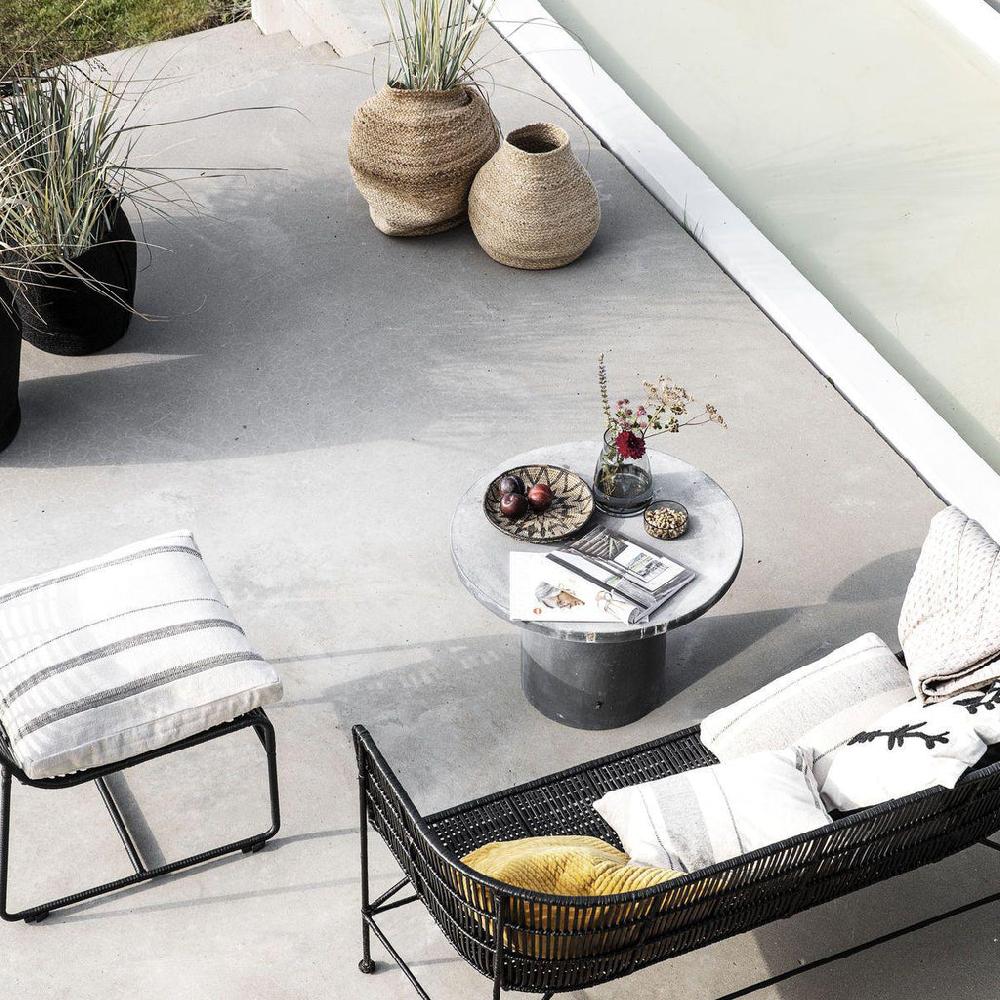 Greige Large Bulbous Jute Basket - Natural