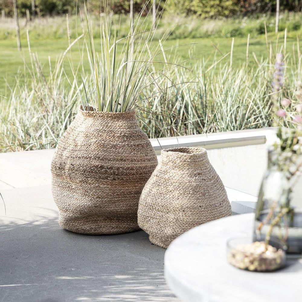 greige Large Bulbous Jute Basket - Natural