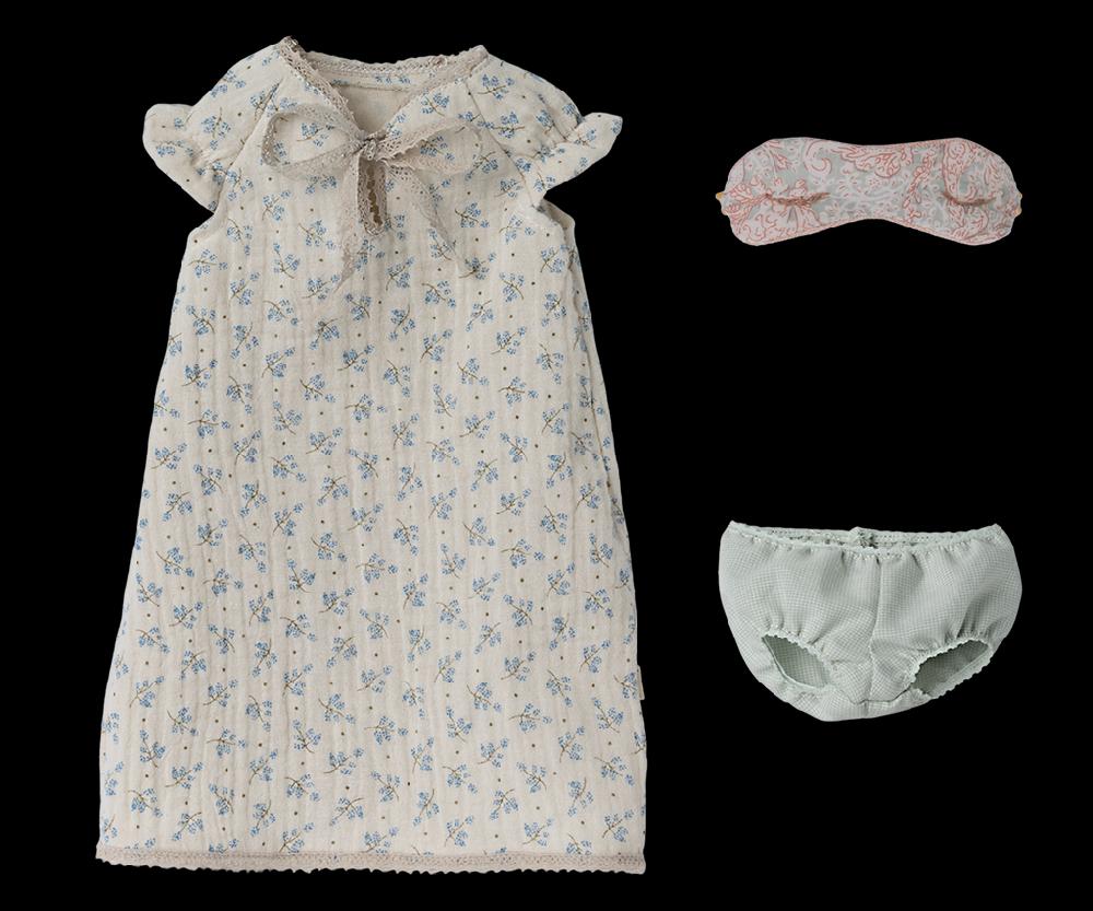 Greige Maileg Maxi Mouse In Nightgown