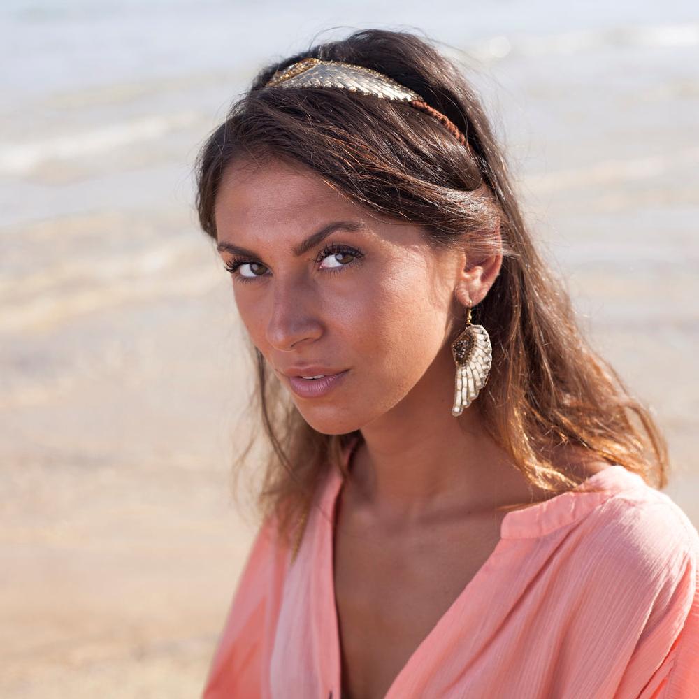 Greige Nahua Anita Earrings - Gold