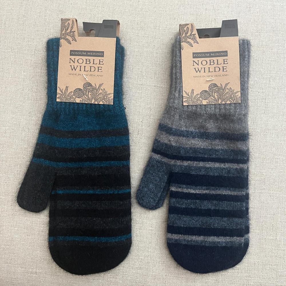 greige Noble Wilde Possum Merino Mitten