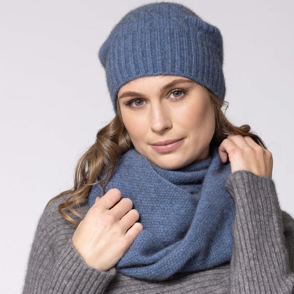 greige Noble Wilde Possum Merino Moss Monti Scarf