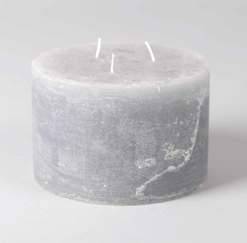 greige Small Three Wick Candle - 15 x 10 cm