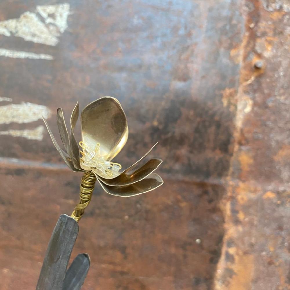 Greige Snowdrop - Botanical Range - Walther & Co