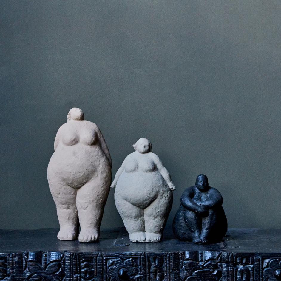 Greige Viva Sculpture