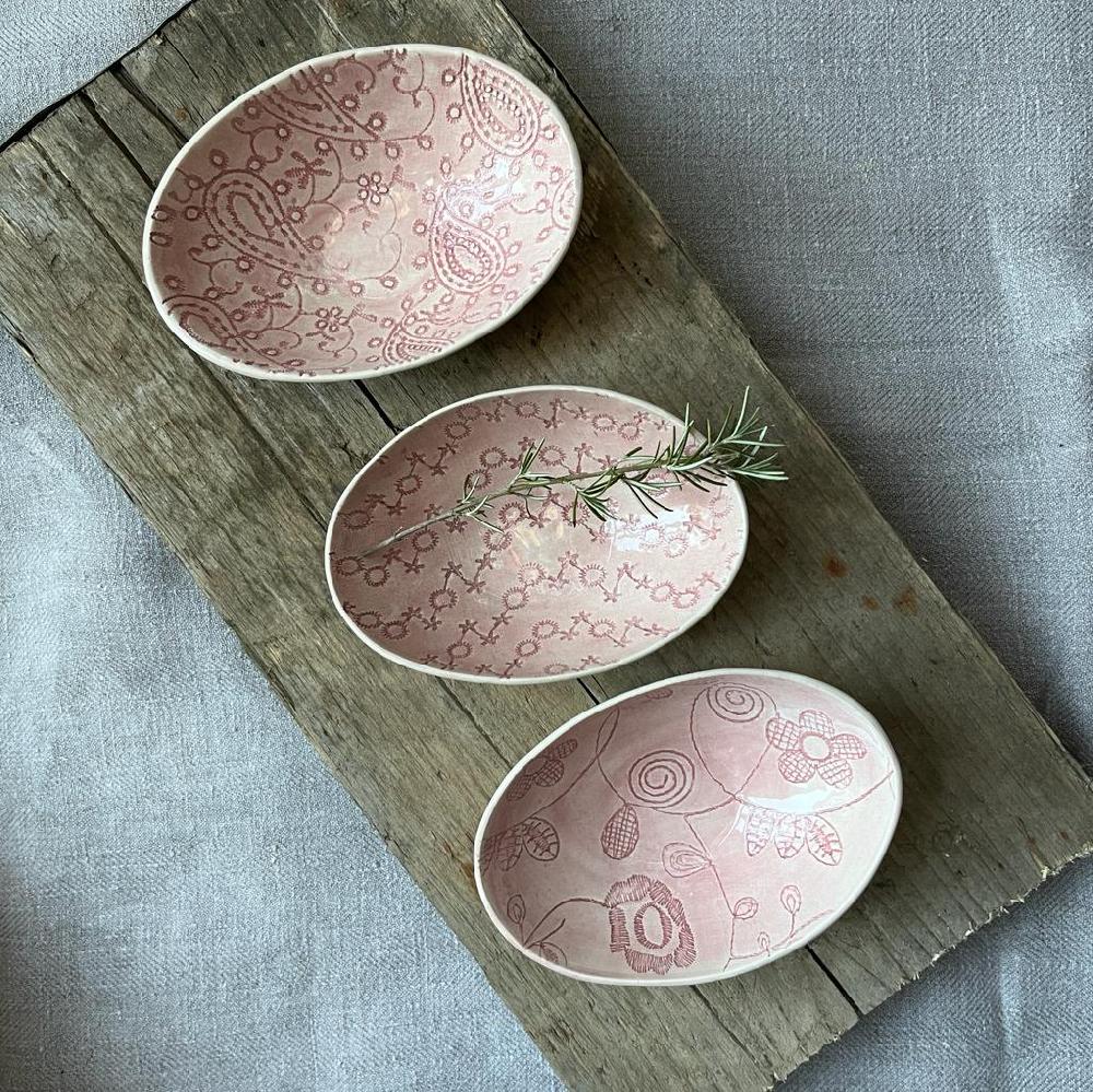 greige Wonki Ware Oval Bowl - Extra Small - Pink Lace