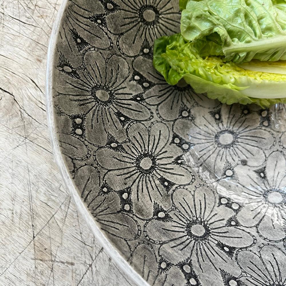 Greige Wonki Ware Salad Bowl - Medium - Charcoal Lace