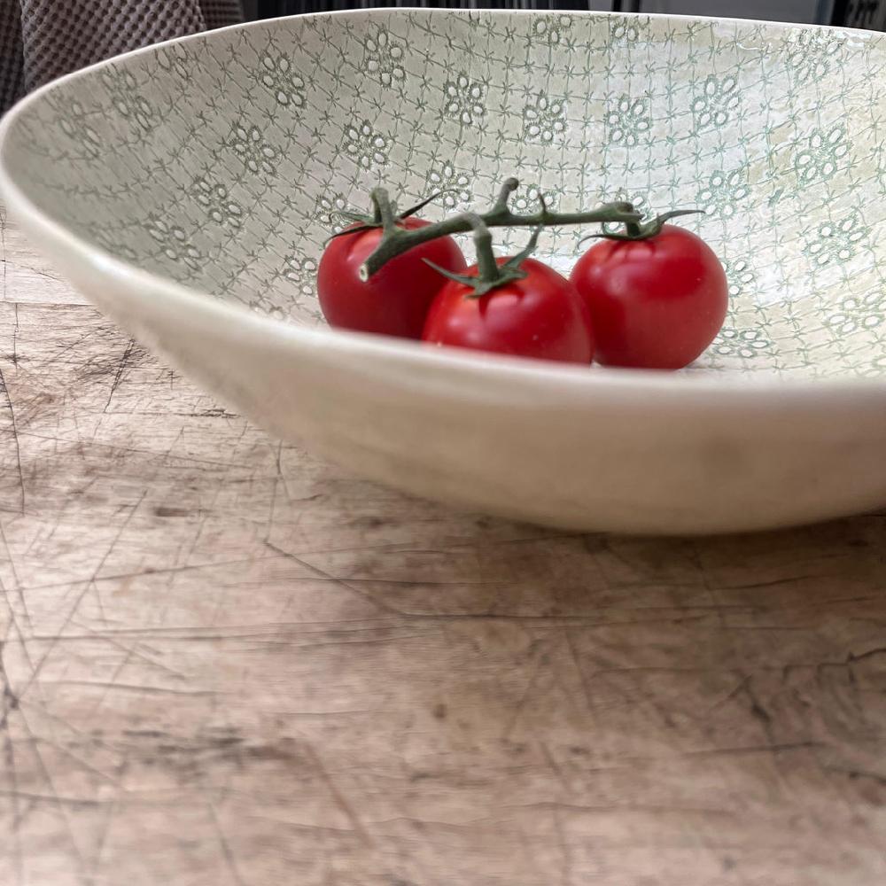 Greige Wonki Ware Salad Bowl - Medium - Spearmint Lace