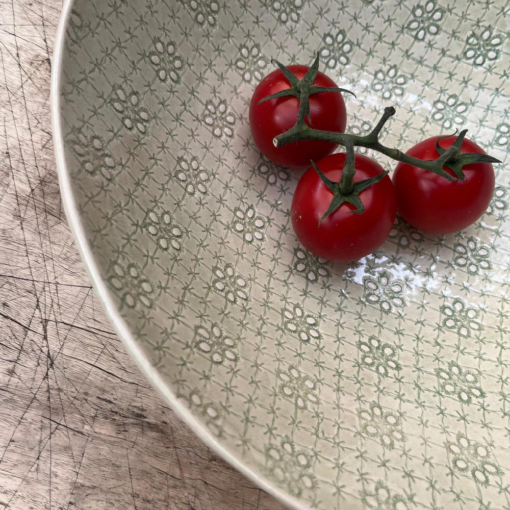 Greige Wonki Ware Salad Bowl - Medium - Spearmint Lace