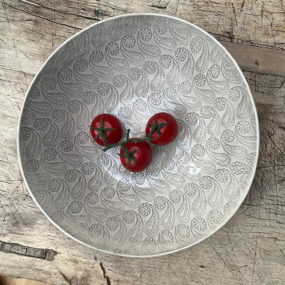 greige Wonki Ware Salad Bowl - Medium - Warm Grey Lace