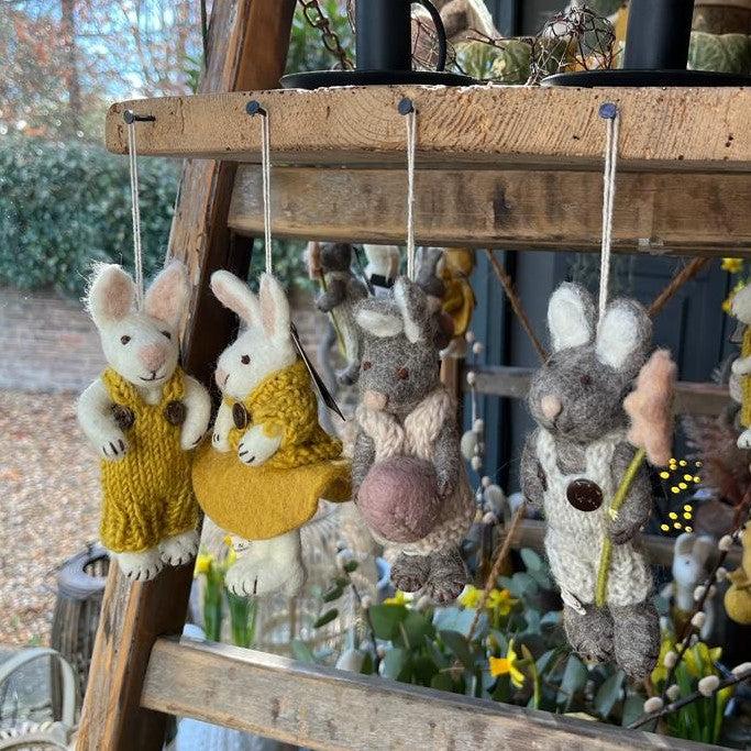 Greige Grey Felt Bunny With Light Grey Dress And Lavender Egg - 14cm