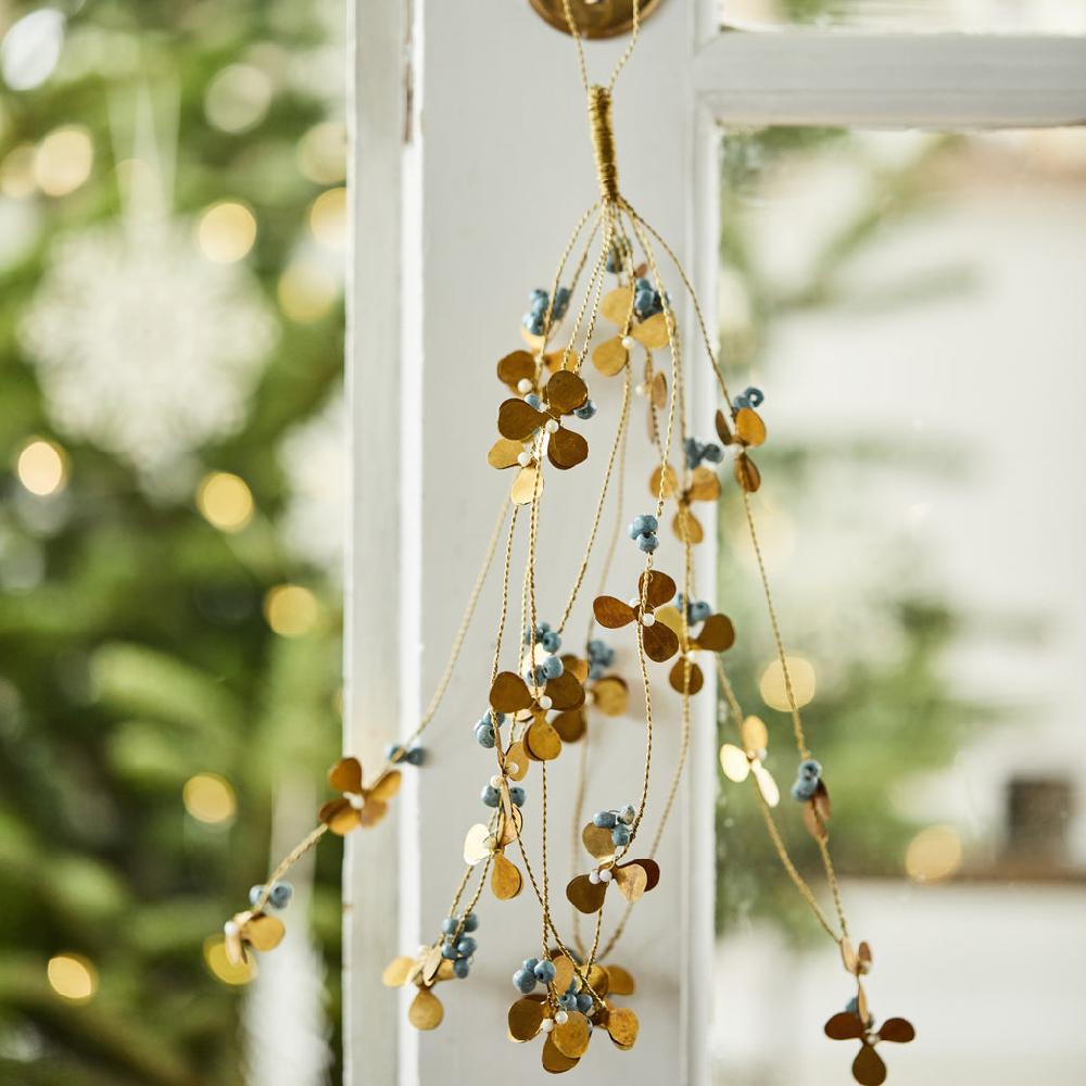 Greige Hanging Brass Oak Leaves And Black Berries Bunch