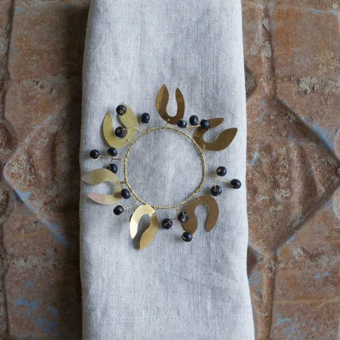 Greige Mistletoe And Black Berry Napkin Ring - Set Of Four